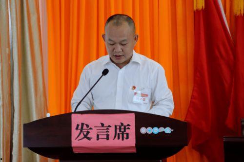 读心吃瓜成团宠,团宠养成记